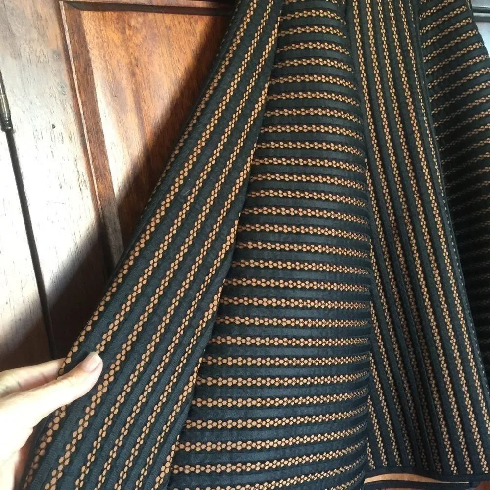H&M Black Circle Midi Skirt - Picture 4 of 10